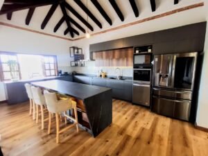 Casa campestre de 420 m² a puerta cerrada en Rionegro, cerca de San Antonio de Pereira