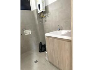 Casa para estrenar de 260 m² con 4 alcobas en parcelación vía a El Retiro